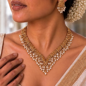 Zierliche Premium Pearl Hasli Tempel ethnische Halskette Set