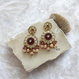 Geschnitzte Tayani Premium vergoldet Perlen Ohrringe, indische Ohrringe, Desi Schmuck, Tropfen Ohrringe, Braut Ohrringe