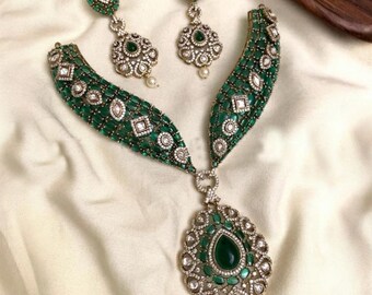 Set met groene epoxy Heritage etnische tempelketting