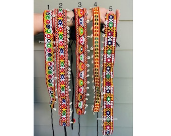 ミラーワーク ボヘミアン ウエストベルト：マルチカラー刺繍メタル