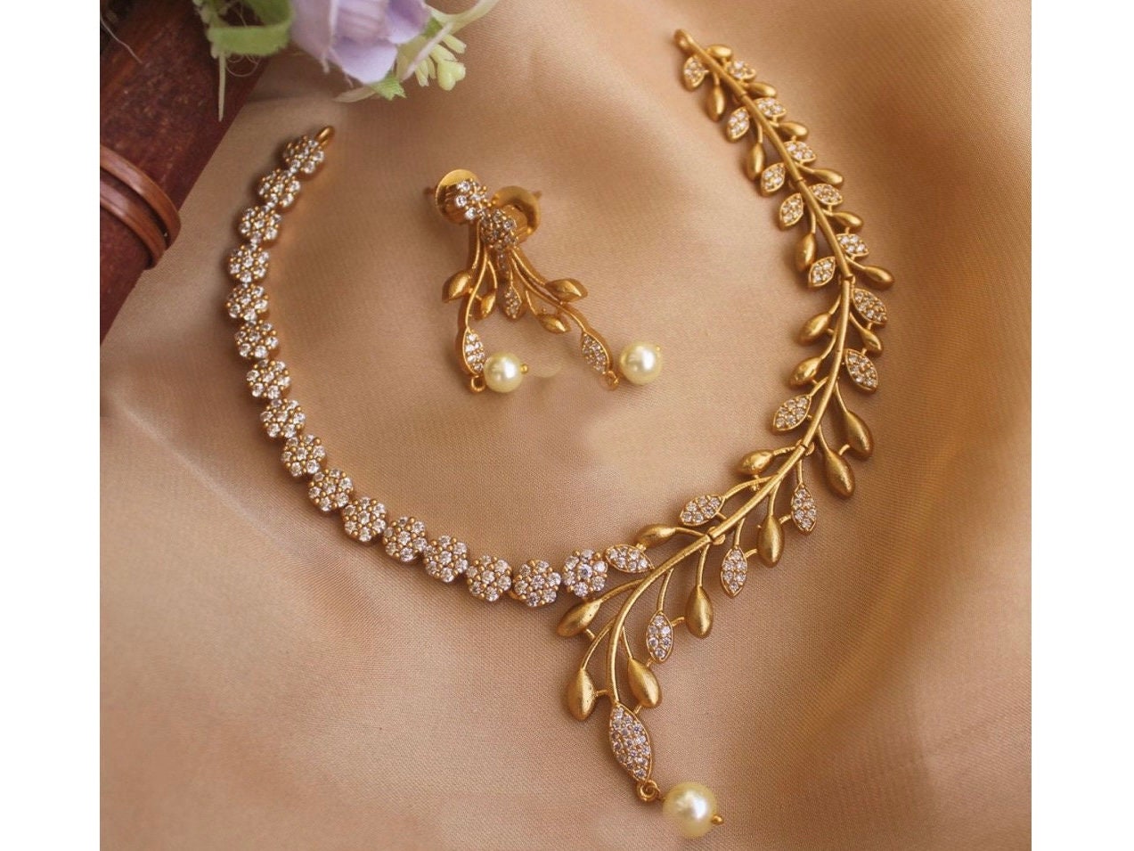 Simple one gram gold necklace deals