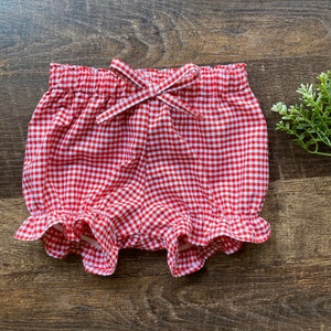 Gingham ruffled bloomers