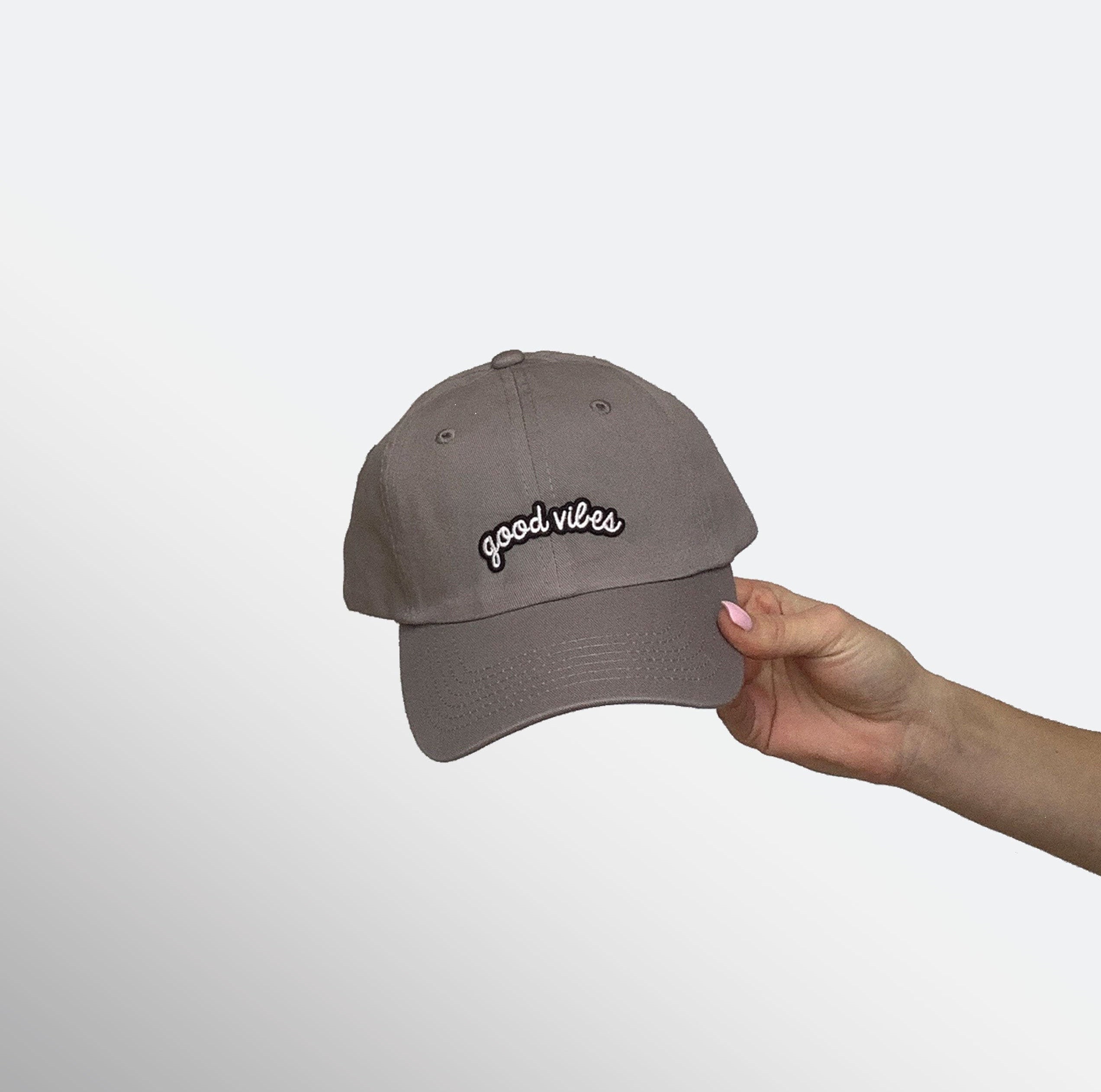 trucker hats for small heads 