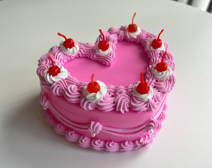Heart Cake Trinket Box: Pink Faux Dessert Jewelry Storage