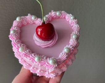 Light Pink Mini Jewelry Box / Trinket Jewelry Box / Y2K / Heart Cake / Viral Cake / Jewelry Box / Accessory Box / Fake Cherries