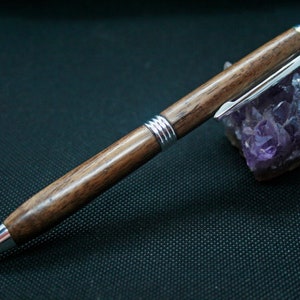 Calamus Black Walnut Slimline Twist Pen / Mano Girada / Madera Real