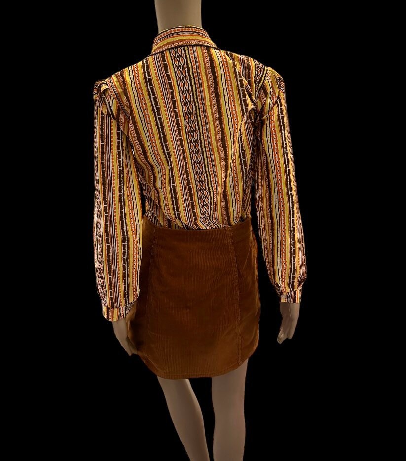 70s Cream Yellow Orange Plaid Dagger Collar Long Sleeve Shirt S M
