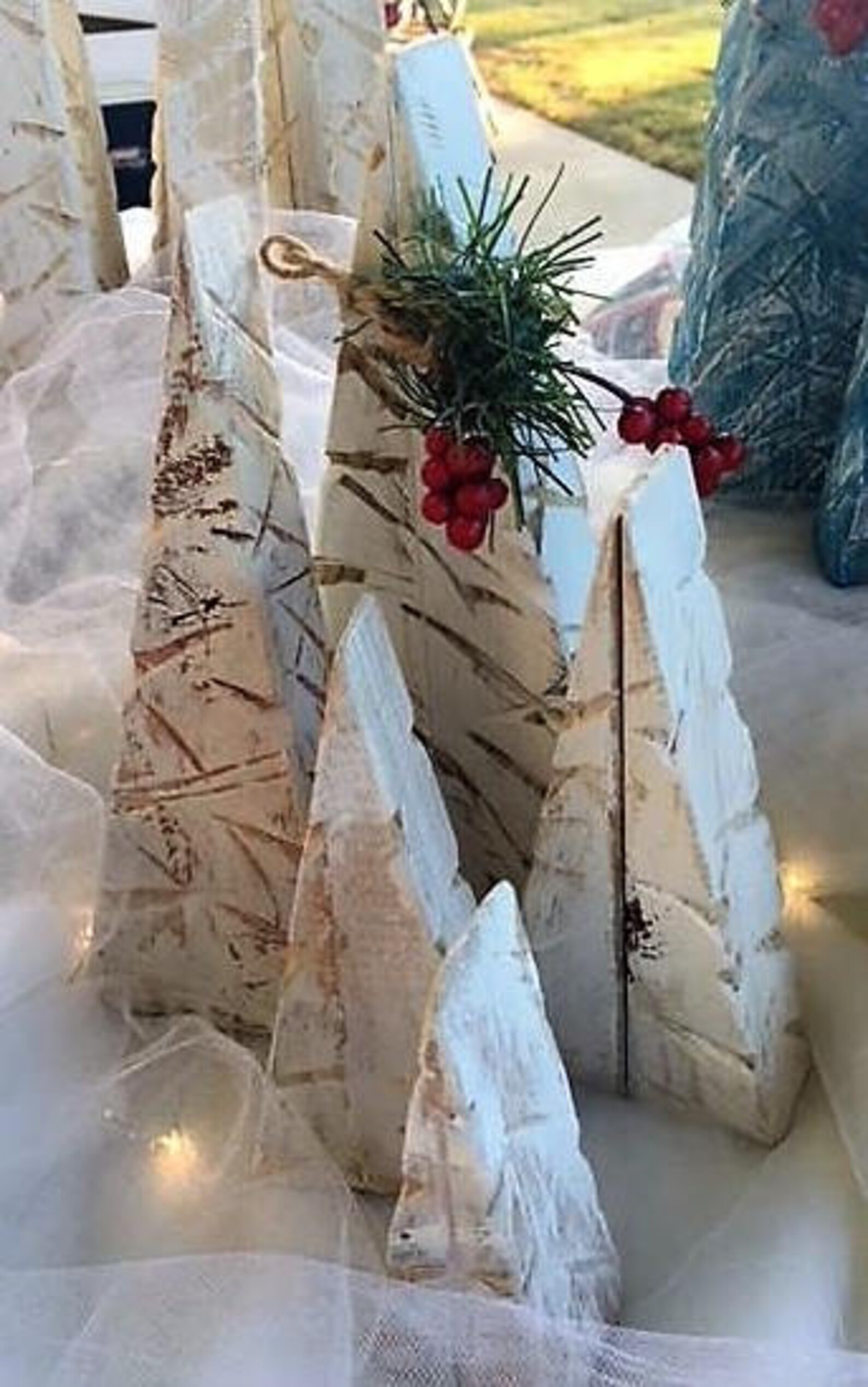 Set of 5 White Wood Christmas Trees Christmas Decorations Etsy