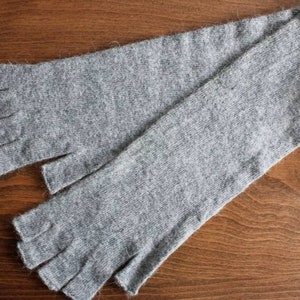 Women's Ladies Thin Soft Wool blend gloves Light Grey Half-finger Fingerless UK Seller