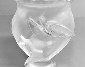 Lalique Crystal Vase With Birds in Original Box