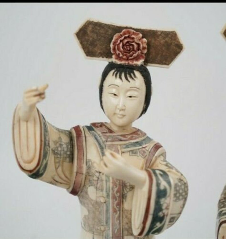 2 Japanese Women Carved Figures | Etsy