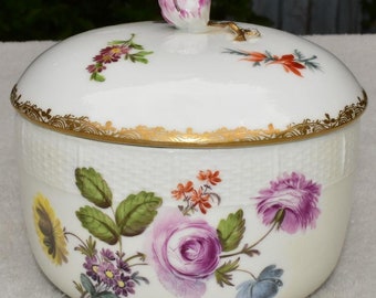 18th Century Meissen Porcelain Lidded Floral Sugar Bowl