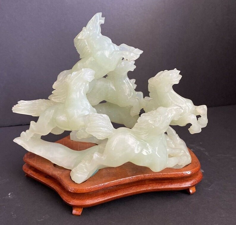 Chinesische Geschnitzte Jade Wilde Pferde Laufen Statue Mit Etsy