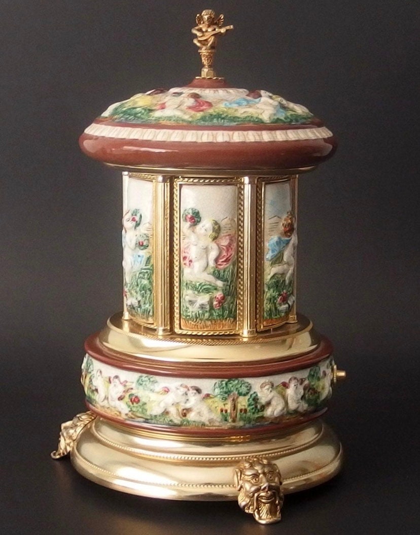 vintage lipstick holder carousel