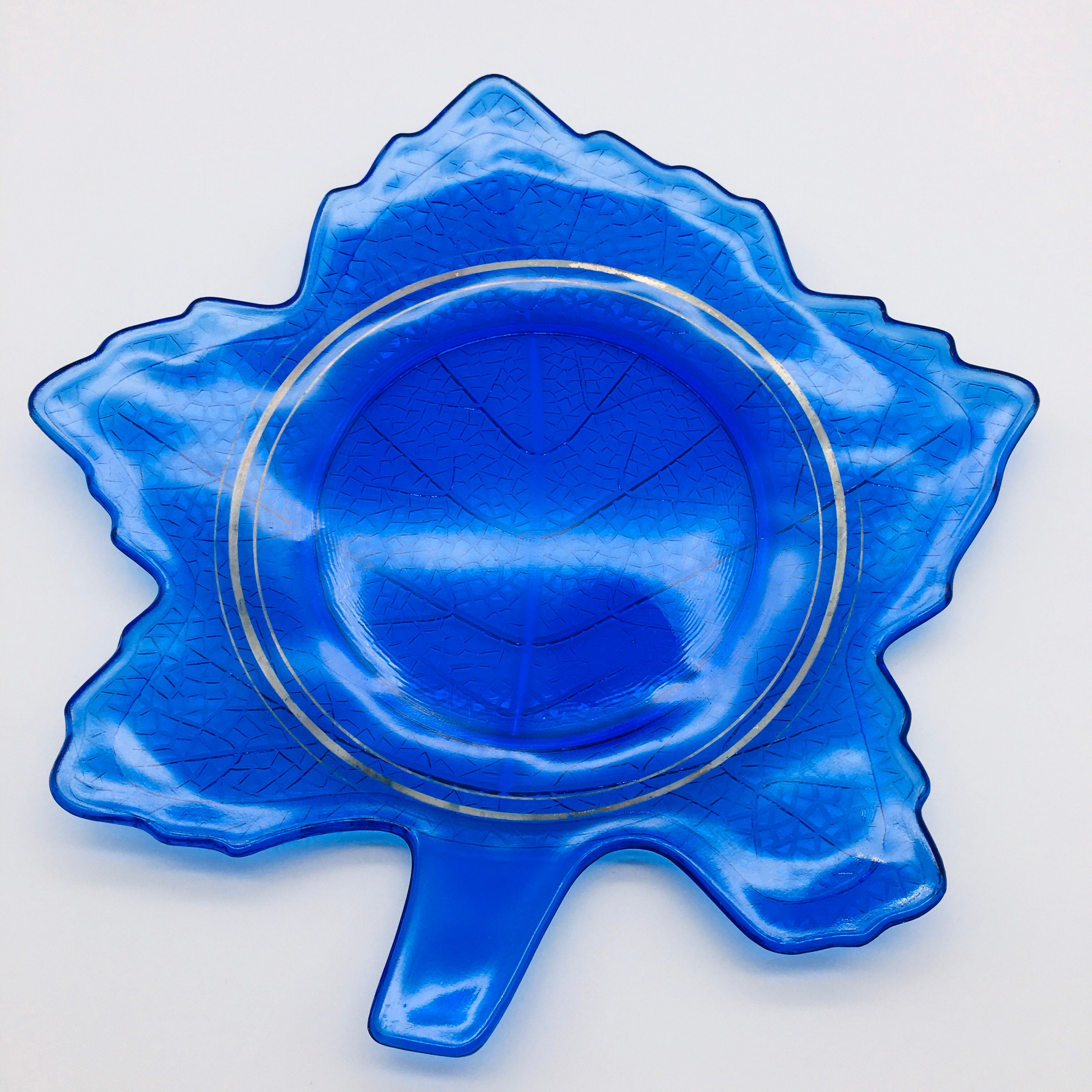 Download L. E. Smith Mt. Pleasant Cobalt Blue Maple Leaf Plates, Set of 5 Blue Depression Glass Plates