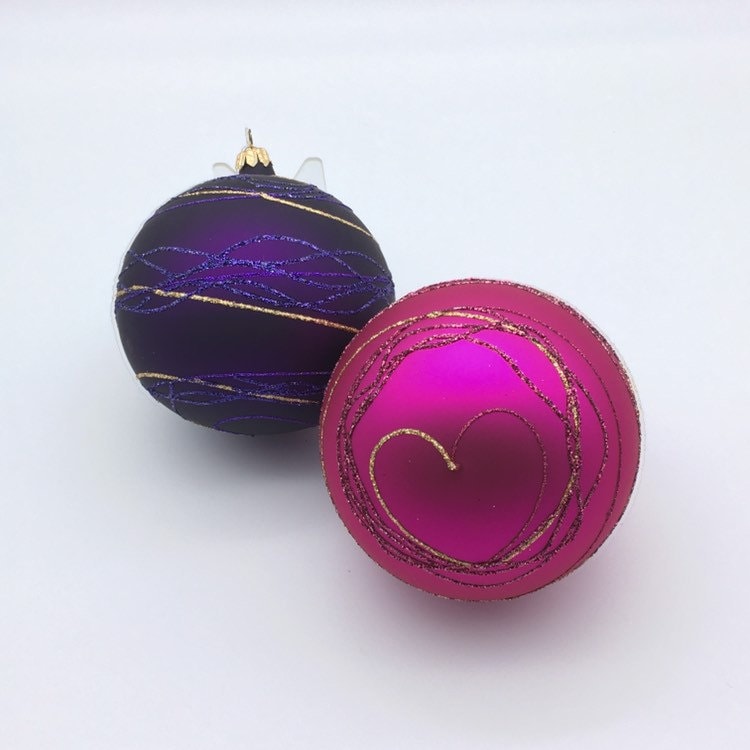 Czech Glass Dept 56 Christmas Tree Ball Ornaments Pair of 2 Purple /& Pink Large Tree Decorations with Glitter Accents