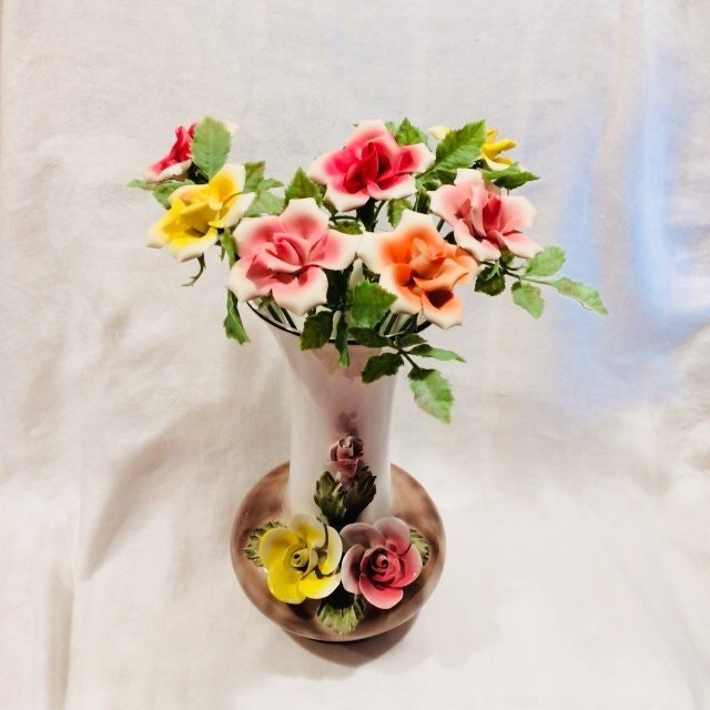 Capodimonte Italy Vase With 7 Capodimonte Italy Porcelain Roses