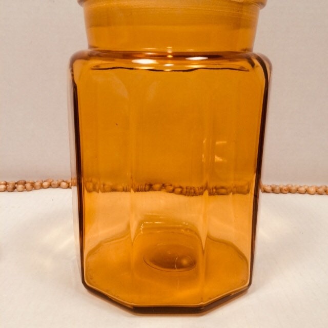 Vintage L E Smith Amber Glass Kitchen Canisters Apothecary Jars Paneled Sides Set Of 2