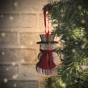 Snowman Gift for Christmas Snowman for Readers Book Ornament for Holiday Reader Décor Snowman Book Page Ornament for Readers Christmas Gift