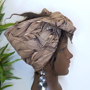 Expandable SATIN lined Headwrap.