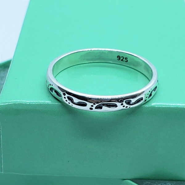 925 Sterling Silver Footprints Stackable Ring