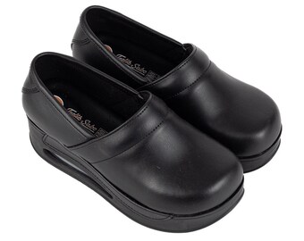 Black Colored Women's Comfy Clogs Shoes