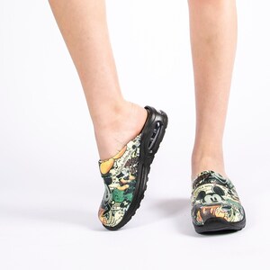 Disney top nursing shoes