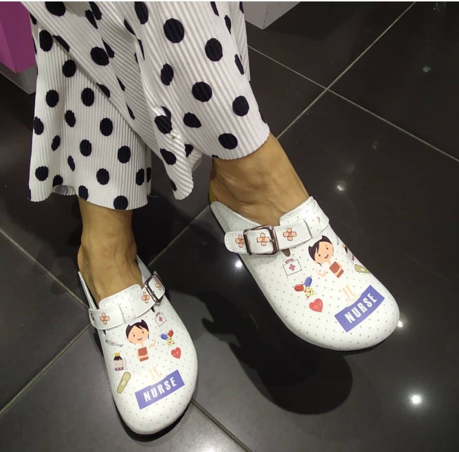 discount nursing clogs