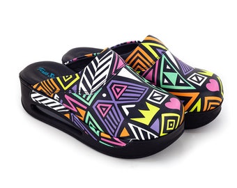 Colorful Women&#39;s Comfy Clogs