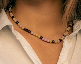 Play Pink, Beaded necklace, Colourfull necklace, Girls jewelry, Handmade style, Unique fashion, Colourful accessories, Glass beads necklace