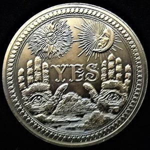 Yes-No Coin/ Gothic Decision Maker Tarot Coin/Challenge Coin