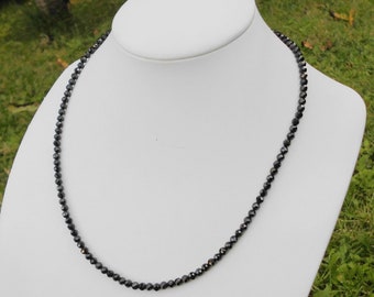 Gemstone Necklace–45 cm Black Spinel Necklace – 4 mm Faceted Pearls - Necklace