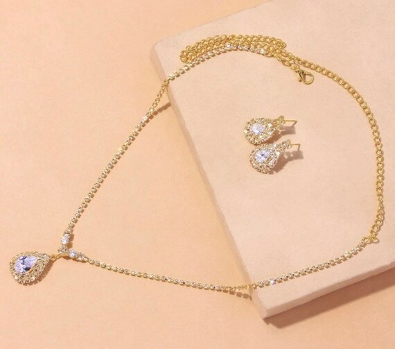 White gold 2024 chain set