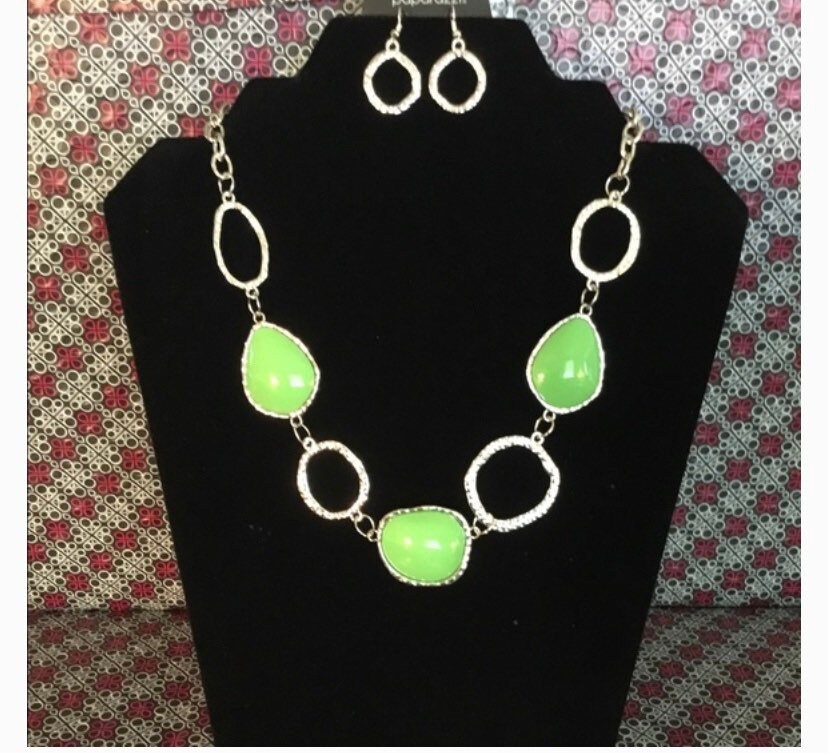 Haute Heirloom Paparazzi Green 