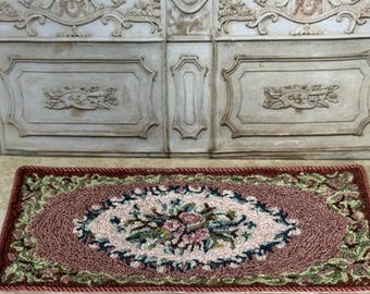 Hooked Miniature Rug. Victorian Floral. 1.12 Scale.
