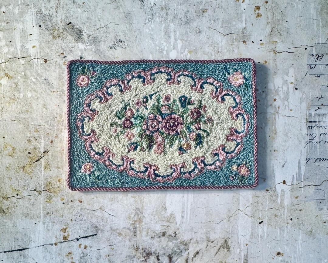 Cool Mini Rug Hooked Miniature Rug. Victorian Floral. 1.12 Scale. - Etsy