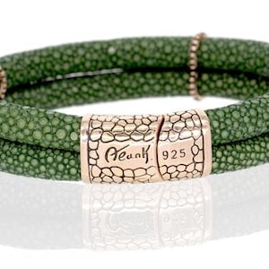 Olive Green Stingray Bracelet. Stingray Leather .Magnetic Lock Bracelet.Sterling Silver Bracelet.Men Leather Bracelet.Women Leather Bracelet