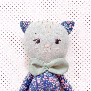 Heirloom cat doll, Rag cat doll, Handmade cat doll, Soft doll cat, Kitten doll, Kitten toy, Cloth doll, Linen cat, Organic cat doll.