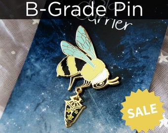 SALE! Bee Star Carrier Enamel Pin Glow in the Dark Animals with Lantern Stars Gold Honey Bee Insect Cute Fantasy Forest Kawaii Accessory