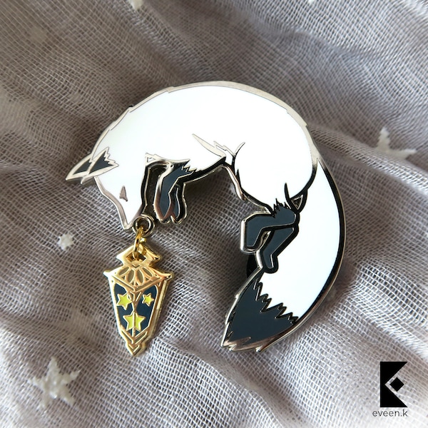 Fox Star Carrier Enamel Pin Glow in the Dark Animals with Lantern Stars Gold Silver Fox Cute Fantasy Forest Kawaii Accessory Collector Gift