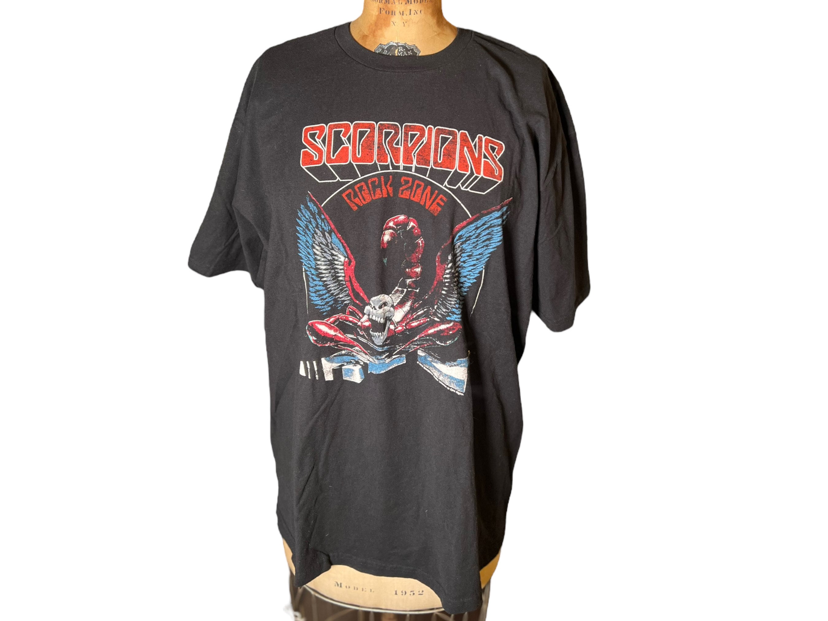 【セール対象】80s USA製 スコーピオンズ ツアーT バンド Tシャツ 80s スコーピオンズ LOVE AT FIRST STING ヴィンテージTシャツ
