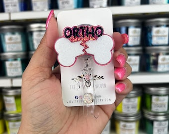 Distintivo Ortho Bone: regalo glitterato per infermiere ortopedico