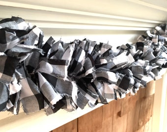 Buffalo Check Fall Garland / Handmade Farmhouse Rag Garland / Black and White Fabric Banner