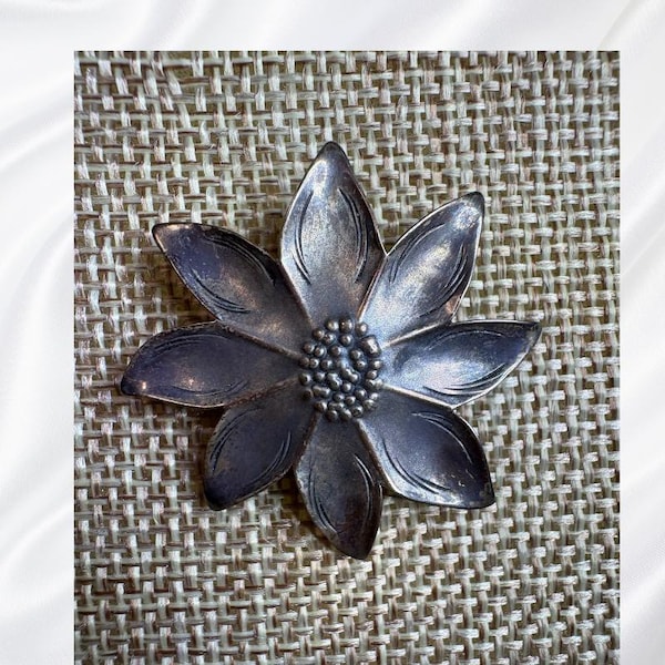Vintage Sterling Silver Poinsettia Brooch: Floral Jewelry Pin