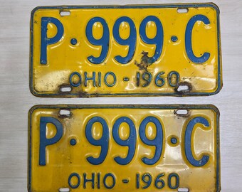 Zestaw metalowych tablic rejestracyjnych Ohio z 1960 roku, żółto-niebieskich, P-999-C, Automobiliana
