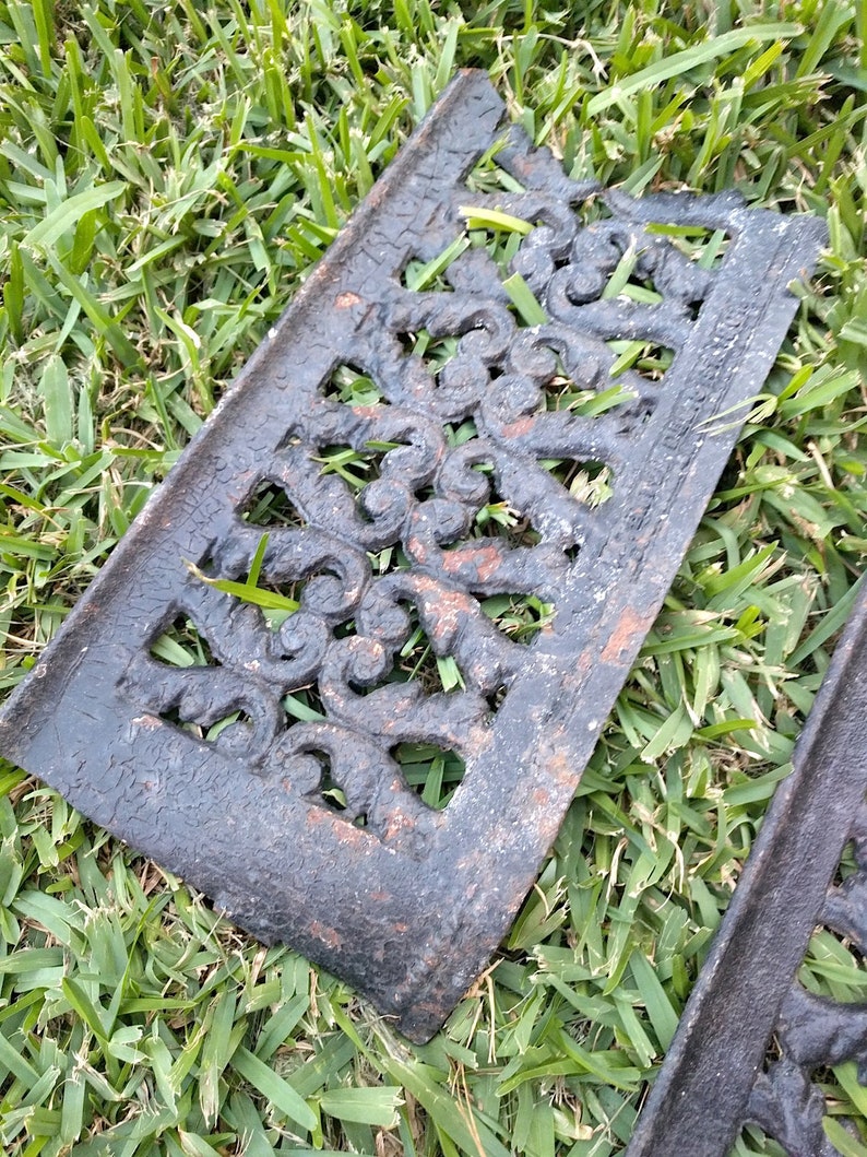 Antique Cast Iron Grate Architectural Salvage Steampunk Iron Etsy
