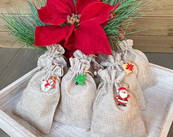 Set of 10 Christmas Burlap Bags, Christmas Gift Bags, Christmas Favor Bags, Christmas Treat Bags, Holiday Gift Bags, Holiday Favor Bags