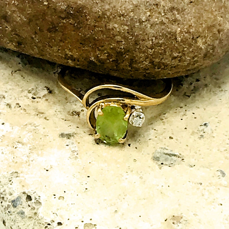 Gifts for WIfe Gifts for Her Lime Green Gemstone Christmas GIfts for Mom August Birthstone Peridot and Diamond 14K Yellow Gold Ring
