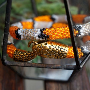 Bright snake necklace / ouroboro necklace / reptile necklace