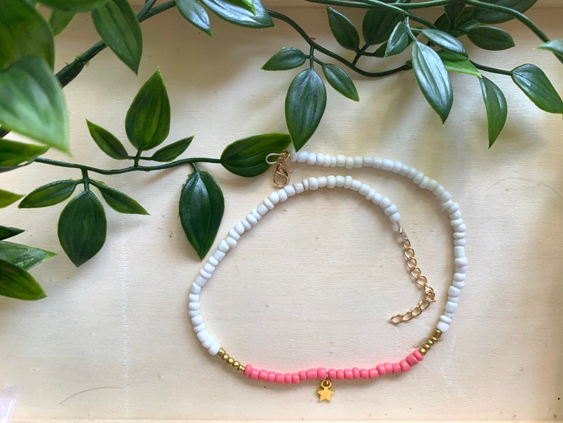 Beaded pink and gold star choker